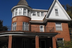 Sunnyland House
